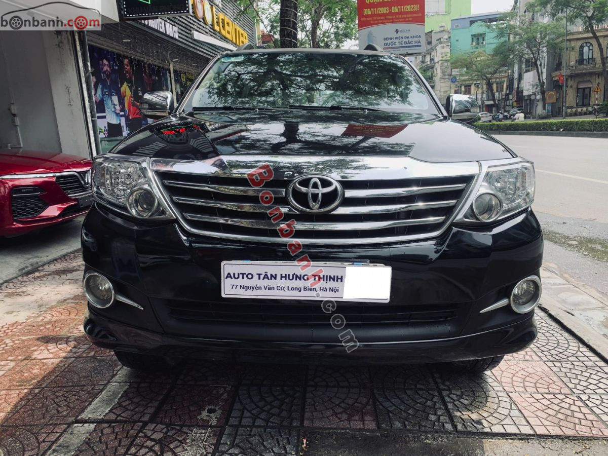 Toyota Fortuner 2.7V 4x2 AT