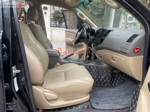 Xe Toyota Fortuner 2.7V 4x4 AT 2014