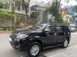 Xe Toyota Fortuner 2.7V 4x4 AT 2014