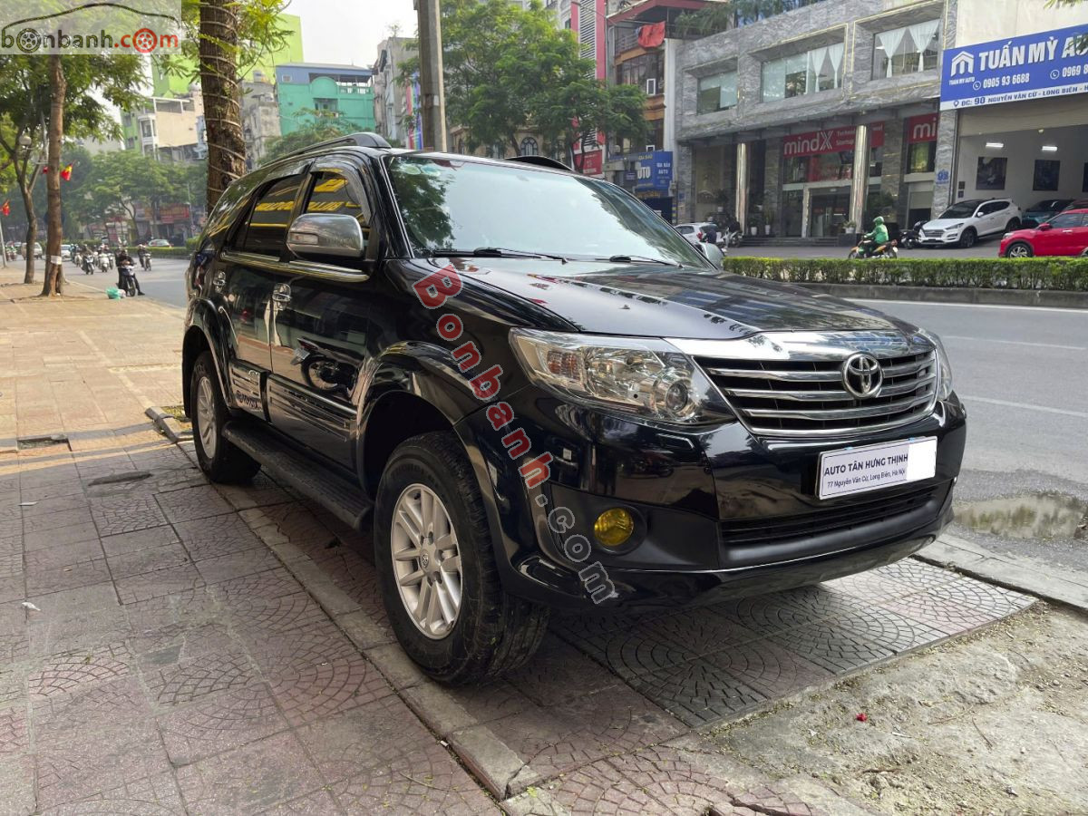 Toyota Fortuner 2.7V 4x4 AT