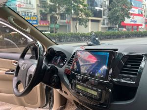 Xe Toyota Fortuner 2.7V 4x2 AT 2015