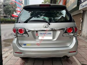 Xe Toyota Fortuner 2.7V 4x2 AT 2015