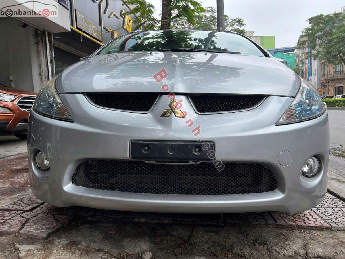 Mitsubishi Grandis 2.4 AT 2009