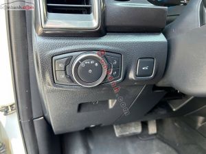 Xe Ford Everest Titanium 2.0L 4x4 AT 2018