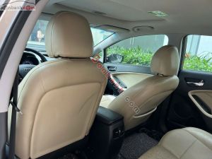 Xe Kia Cerato 1.6 AT 2017