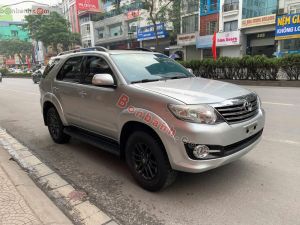 Xe Toyota Fortuner 2.7V 4x2 AT 2015
