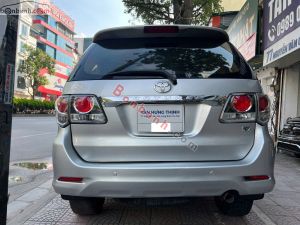 Xe Toyota Fortuner 2.7V 4x2 AT 2015