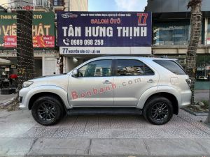 Xe Toyota Fortuner 2.7V 4x2 AT 2015
