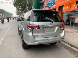 Xe Toyota Fortuner 2.7V 4x2 AT 2015
