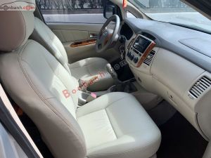 Xe Toyota Innova 2.0E 2015