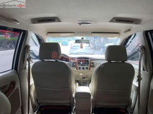 Xe Toyota Innova 2.0E 2015