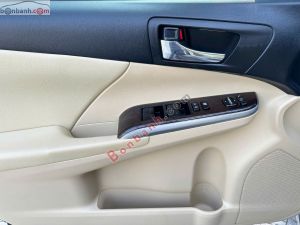 Xe Toyota Camry 2.0E 2015