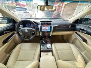 Xe Toyota Camry 2.0E 2015