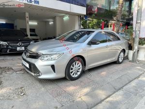 Xe Toyota Camry 2.0E 2015