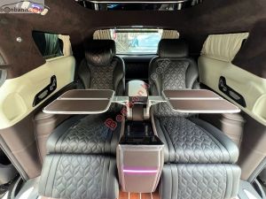 Xe Kia Carnival Royal 2.2D 2023