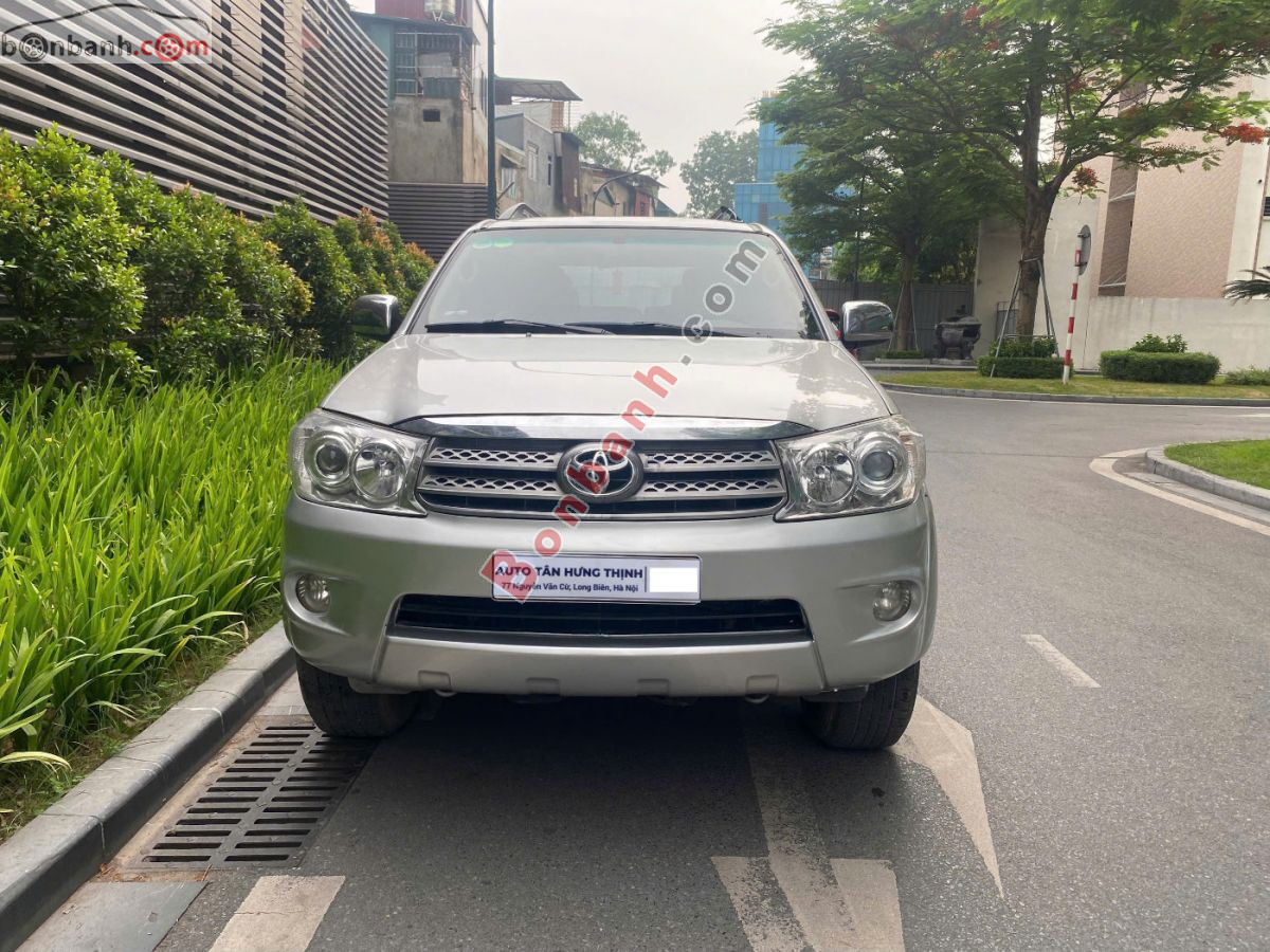 Toyota Fortuner 2.5G 2011