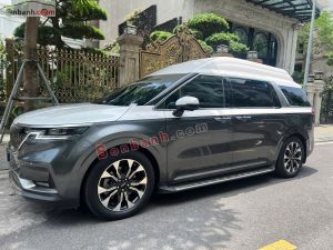 Xe Kia Carnival Royal 2.2D 2023